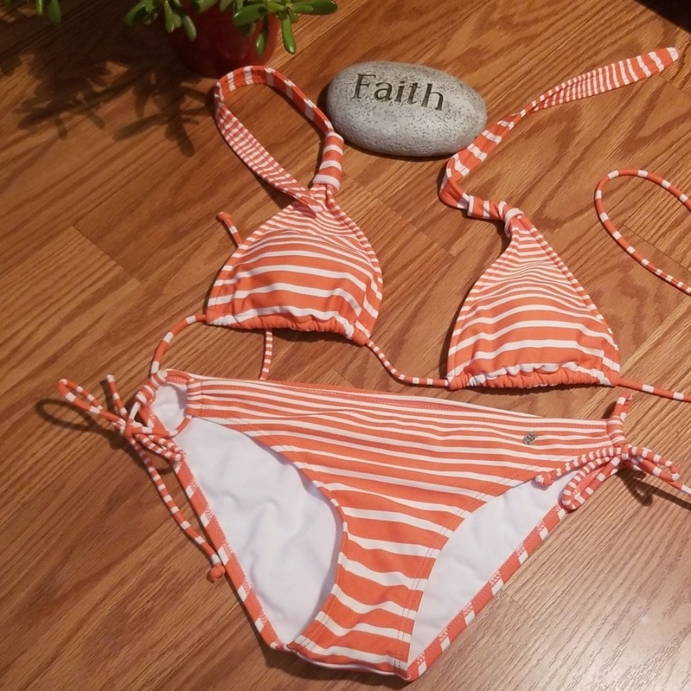 Kirra bikini